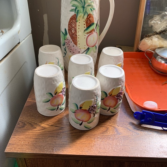 ➡️⭐️Rare⭐️⬅️ Hand-Crafted, FruitJuice/Lemonade Set Serving Pitcher & 6 Tumblers - Picture 4 of 7